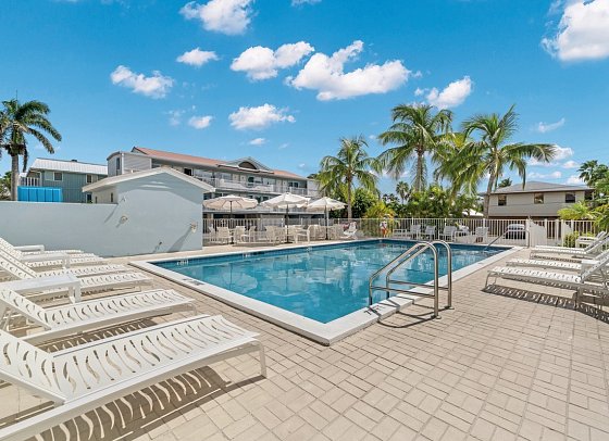 Silver Surf Gulf Beach Resort
