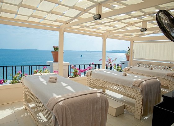 JAZ Fanara Resort & Residence
