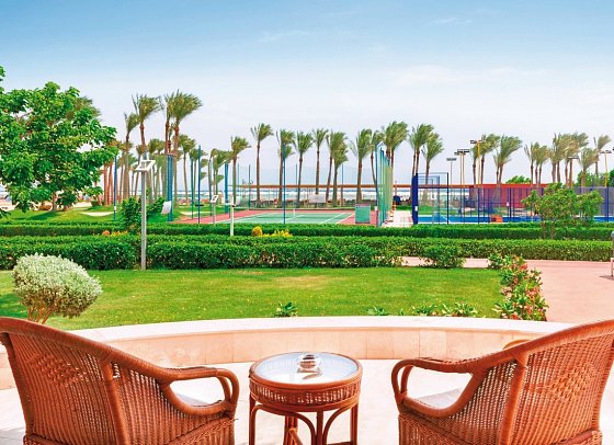 Pickalbatros Laguna Vista Hotel - Sharm El Sheikh - Beispiel Terrasse Bungalow Meerblick (Zimmercodierung B1M)