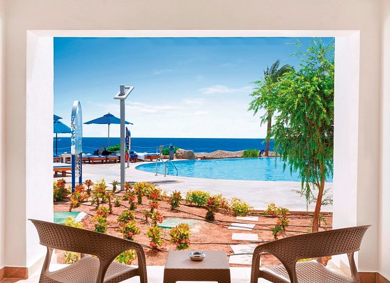 Pickalbatros Palace Resort - Sharm El Sheikh - Beispiel Balkon Doppelzimmer Poolblick (Zimmercodierungen DGP & DCP)