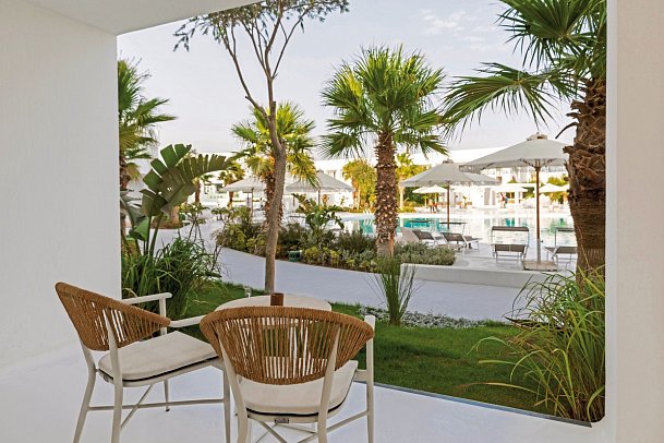 Meraki Resort Sharm El Sheikh - Beispiel Balkon Doppelzimmer Gypster Poolblick (Zimmercodierung D1P)