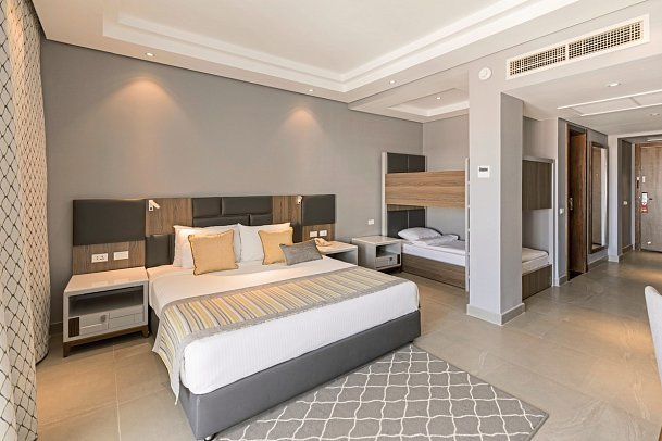 SUNRISE Diamond Beach Resort - Grand Select - Wohnbeispiel Familienzimmer Etagenbett (Zimmercodierung FB1)