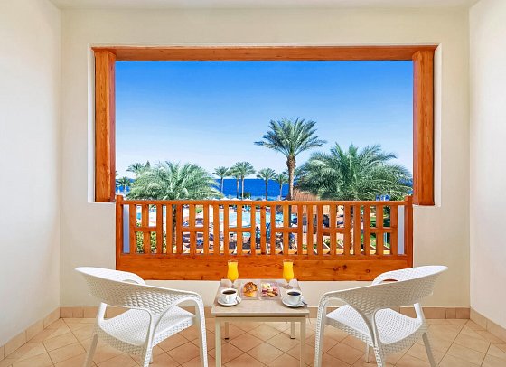 Pickalbatros Royal Grand Resort - Beispiel Balkon Doppelzimmer Superior Meerblick (Zimmercodierung DSM)