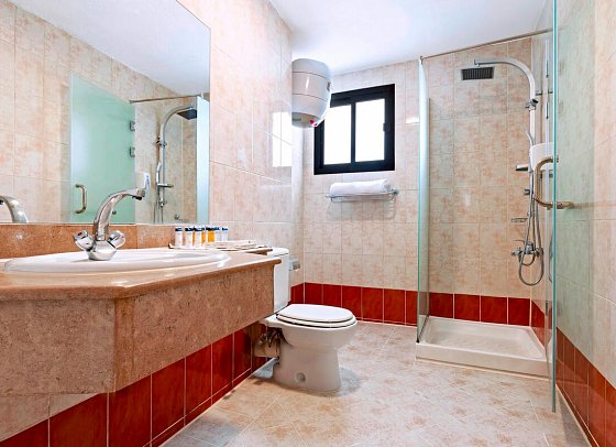 Albatros Sharm Resort - Beispiel Bad Doppelzimmer Standard (Zimmercodierungen DGM, DGP, DGG, DCG & DP1)