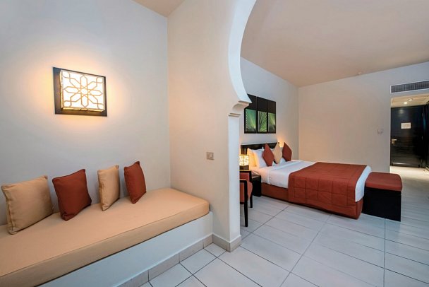 Sentido Reef Oasis Senses Resort - Wohnbeispiel Doppelzimmer Komfort Poolblick (Zimmercodierung DFP)