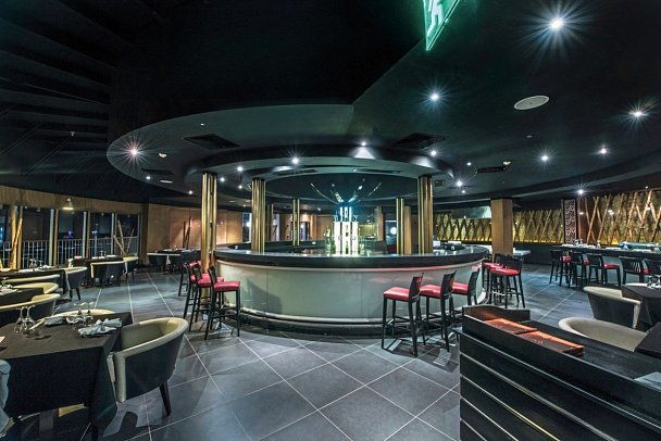 Reef Oasis Beach Resort