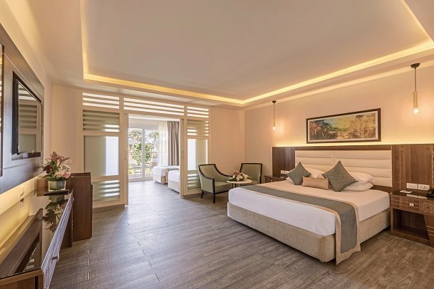 Pickalbatros Royal Moderna Resort - Sharm El Sheikh - Wohnbeispiel Familienzimmer Standard (Zimmercodierung FG1)