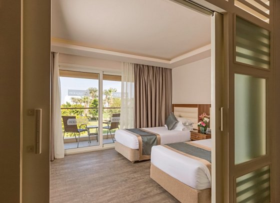 Pickalbatros Royal Moderna Resort - Sharm El Sheikh - Wohnbeispiel Familienzimmer Standard (Zimmercodierung FG1)