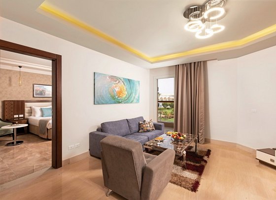 Pickalbatros Royal Moderna Resort - Sharm El Sheikh - Wohnbeispiel Juniorsuite Poolblick (Zimmercodierung J1P)