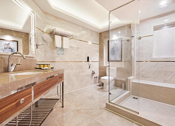 Pickalbatros Royal Moderna Resort - Sharm El Sheikh - Wohnbeispiel Juniorsuite Poolblick (Zimmercodierung J1P)
