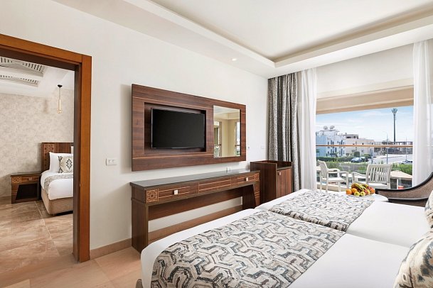 Pickalbatros Aqua Blu Resort - Sharm El Sheikh - Wohnbeispiel Familienzimmer 2 Schlafzimmer Gartenblick (Zimmercodierung FVG)