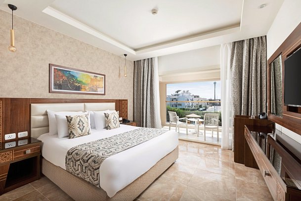 Pickalbatros Aqua Blu Resort - Sharm El Sheikh - Wohnbeispiel Familienzimmer 2 Schlafzimmer Gartenblick (Zimmercodierung FVG)