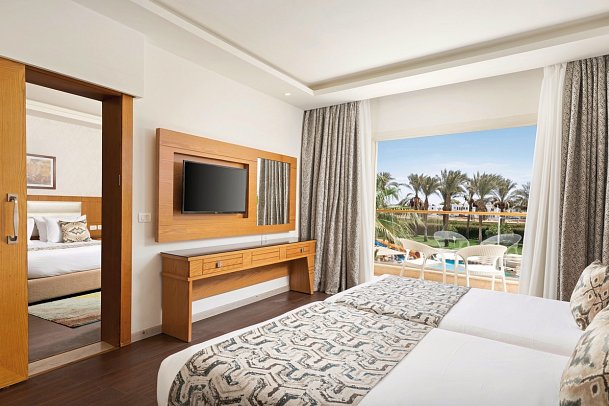 Pickalbatros Aqua Blu Resort - Sharm El Sheikh - Wohnbeispiel Familienzimmer 2 Schlafzimmer Poolblick (Zimmercodierung FVP)