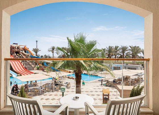 Pickalbatros Aqua Blu Resort - Sharm El Sheikh - Wohnbeispiel Familienzimmer 2 Schlafzimmer Poolblick (Zimmercodierung FVP)
