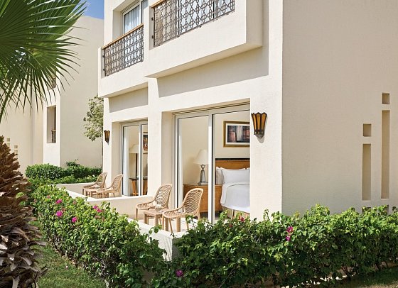 Swissôtel Sharm El Sheikh All Inclusive Collection - Beispiel Terrasse Doppelzimmer Deluxe Aqua (Zimmercodierungen DD4 & DC1)