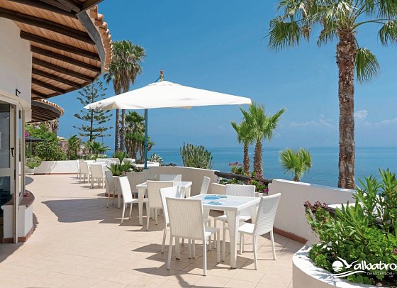 Albatros Residence