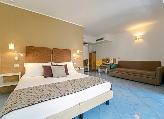 Baia del Godano Resort & Spa - Wohnbeispiel Doppelzimmer Komfort (Zimmercodierung DF1)