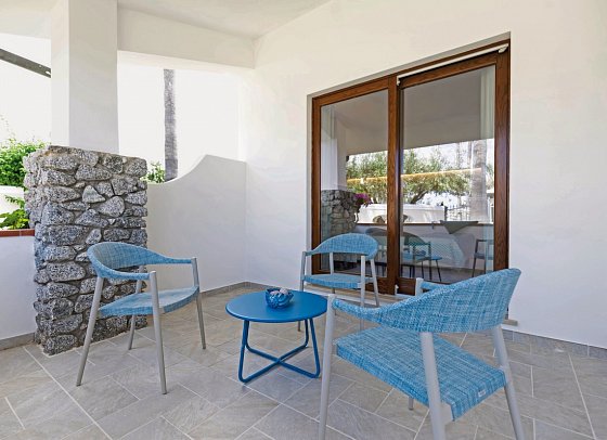 Borgo Donna-Canfora - Balkon Doppelzimmer (Zimmercodierung DB1)