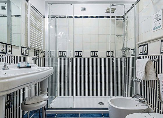 Salice Club Resort - Badezimmer Doppelzimmer Superior (Zimmercodierung DS1)