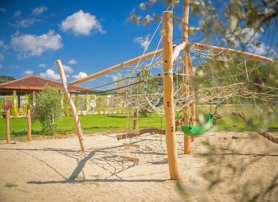 Caladune Resort