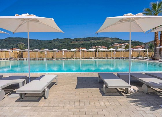 Caladune Resort