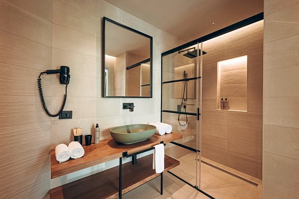 ananea Tropea Yachting Resort - Wohnbeispiel Suite Privatpool (Zimmercodierungen W1R & W2R)