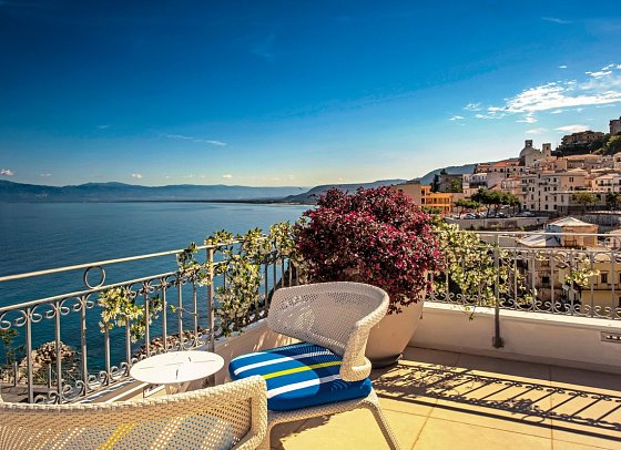 Piccolo Grand Hotel