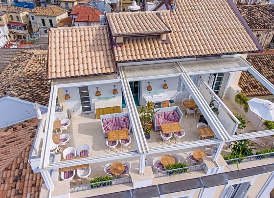 Piccolo Grand Hotel