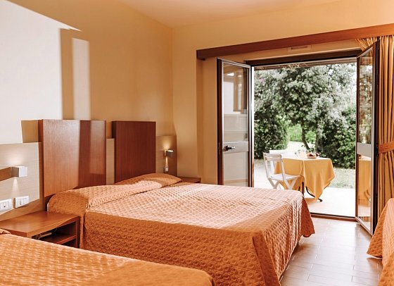 Valtur Calabria Otium Resort - Wohnbeispiel Doppelzimmer Poolblick (Zimmercodierung D1P)