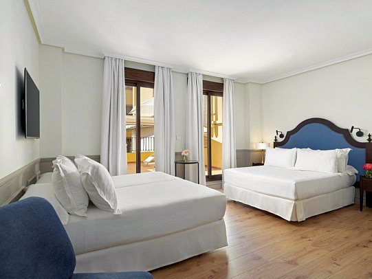 H10 Corregidor Boutique Hotel - Wohnbeispiel Familienzimmer (Zimmercodierung FB1)