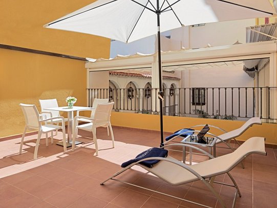 H10 Corregidor Boutique Hotel - Wohnbeispiel Familienzimmer (Zimmercodierung FB1)