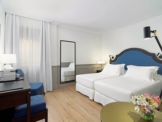 H10 Corregidor Boutique Hotel - Wohnbeispiel Doppelzimmer Standard (Zimmercodierungen DG1 & DB1)