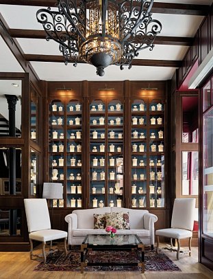 H10 Corregidor Boutique Hotel