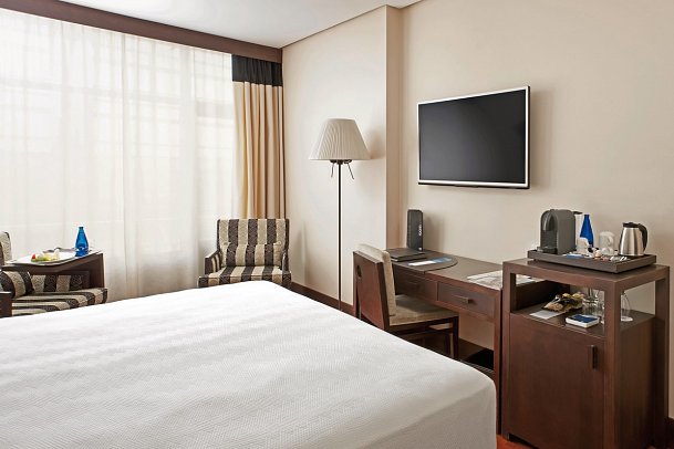 NH Sevilla Plaza de Armas - Wohnbeispiel Dreibettzimmer Superior (Zimmercodierung TS1)