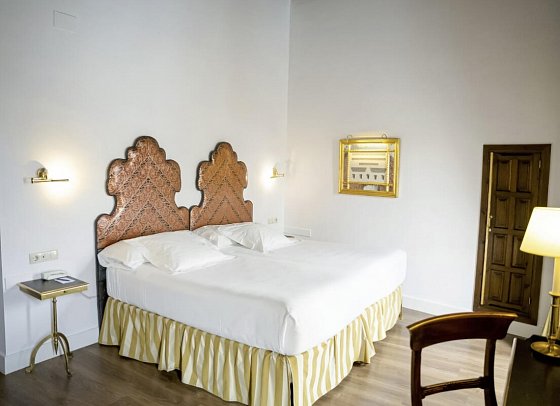 Hotel Las Casas de la Judería de Córdoba - Wohnbeispiel Doppelzimmer Superior (Zimmercodierung DS1)