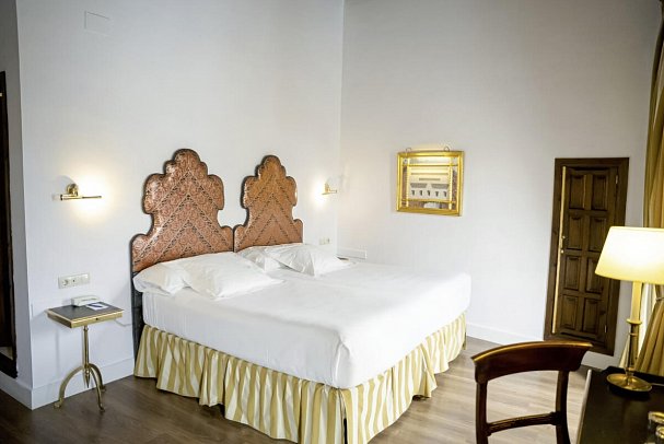 Hotel Las Casas de la Judería de Córdoba - Wohnbeispiel Doppelzimmer Superior (Zimmercodierung DS1)