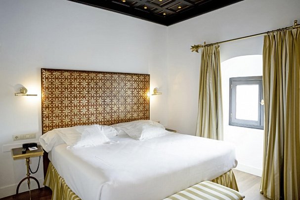 Hotel Las Casas de la Judería de Córdoba - Wohnbeispiel Doppelzimmer Superior (Zimmercodierung DS1)