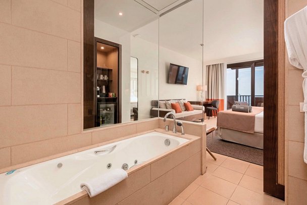 Barceló Tenerife Royal Level - Wohnbeispiel Doppelzimmer Deluxe Meerblick (Zimmercodierung DDM)