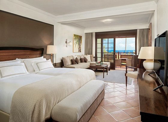Hacienda del Conde Meliá Collection Golf & Spa - Wohnbeispiel Juniorsuite Golfplatzblick (Zimmercodierungen JBF & JP2)