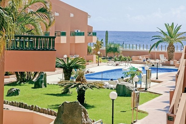 Tres Palmeras