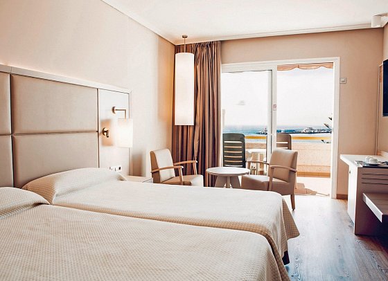 Spring Arona Gran Hotel - Wohnbeispiel Doppelzimmer Poolblick (Zimmercodierung D1P)