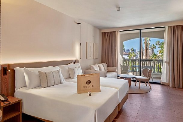Bahia Principe Escape Tenerife - Wohnbeispiel Juniorsuite Deluxe teilweise Meerblick The Club (Zimmercodierung JX2)