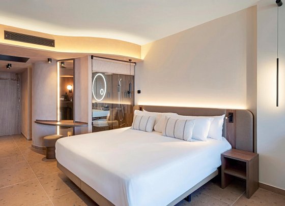 Bahia Principe Escape Tenerife - Wohnbeispiel Juniorsuite Deluxe teilweise Meerblick Kingsize-Bett (Zimmercodierung JX5)