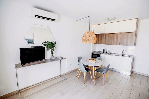 Lagos de Fañabé Beach Resort - Wohnbeispiel Apt. Deluxe 1 Schlafzimmer, obere Etage (Zimmercodierung ADD)