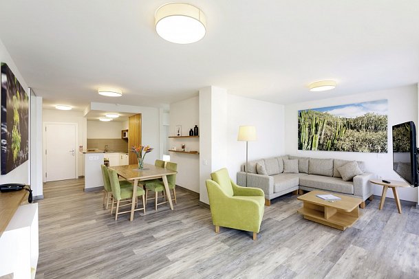 Tigaiga Suites - Wohnbeispiel Apt. 2 Schlafzimmer seitl. Meerblick (Zimmercodierung OBN)