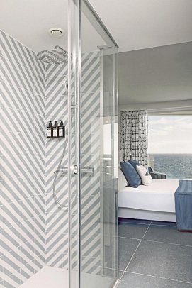 The Salmar - Wohnbeispiel Doppelzimmer Standard Meeresfront (Zimmercodierungen DBM, DN1 & DSM)