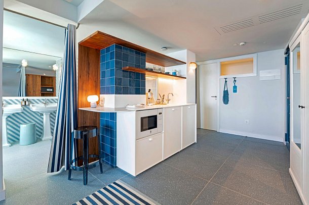The Salmar - Wohnbeispiel Juniorsuite Meeresfront (Zimmercodierung JBM)