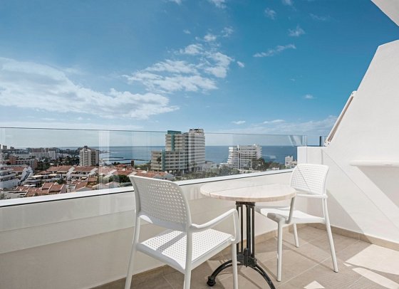 Iberostar Waves Las Dalias - Wohnbeispiel Familienzimmer Verbindungstür Meerblick (Zimmercodierungen FV5 & FV6)