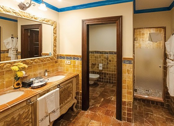 Europe Villa Cortés - Wohnbeispiel Doppelzimmer Meerblick (Zimmercodierung DBM)