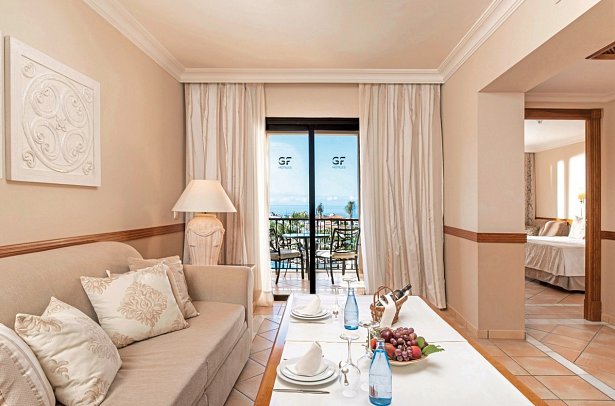 GF Gran Costa Adeje - Wohnbeispiel Suite Senior seitl. Meerblick (Zimmercodierung WXN)